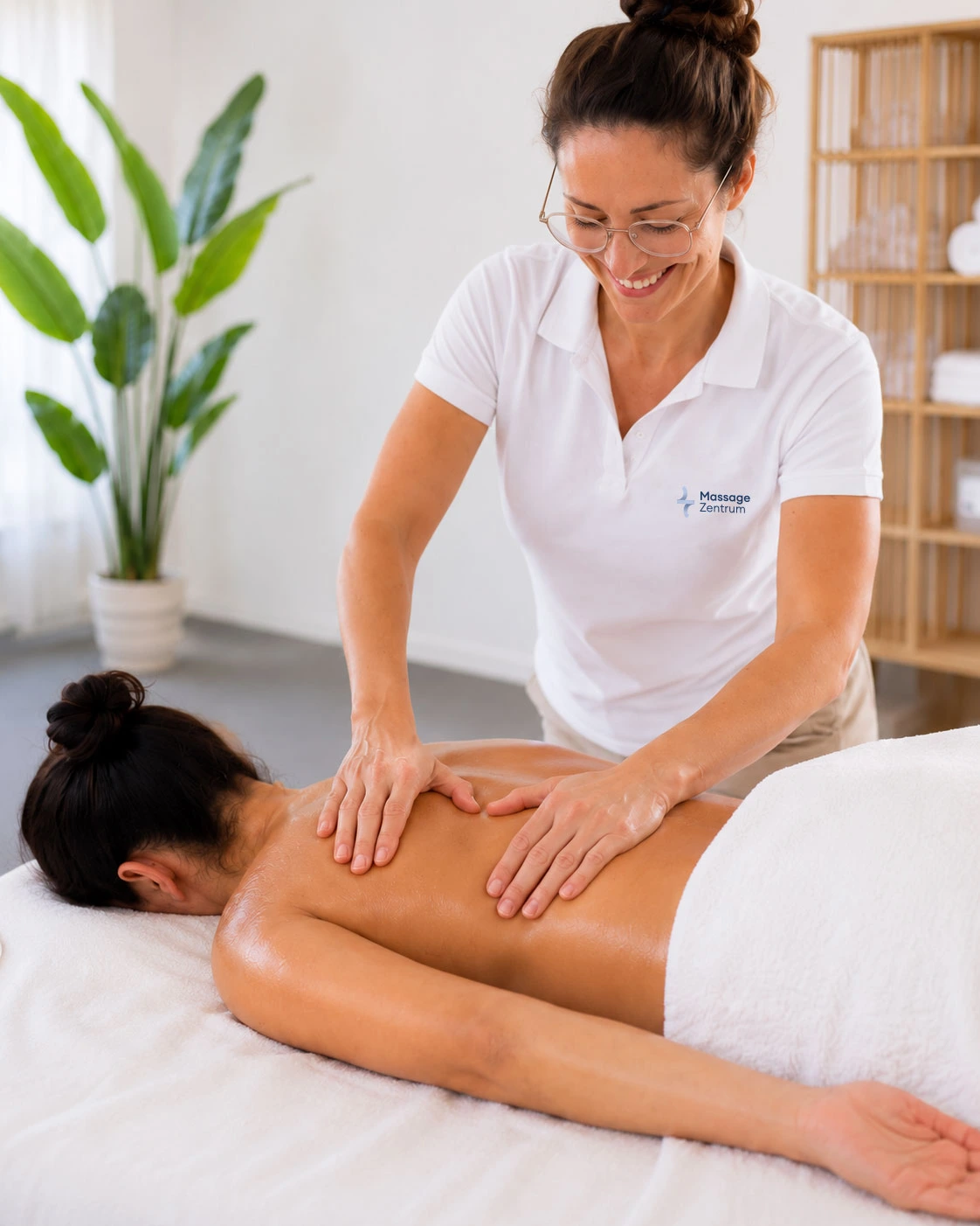 Therapeutische Massage in der Praxis am Bahnhofweg 17 in Wohlen
